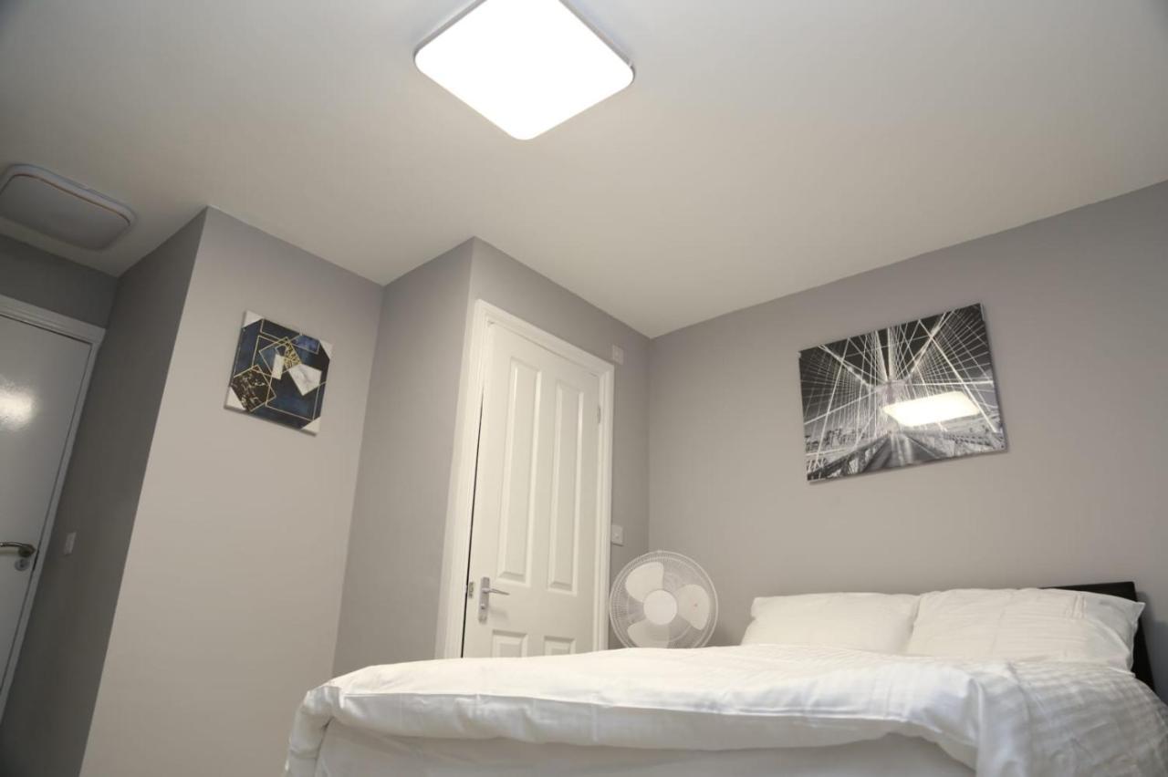 A A Guest Rooms Woolwich Λονδίνο Εξωτερικό φωτογραφία